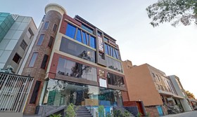 Treebo Tryst Glassy Junction