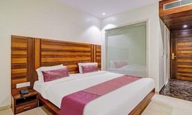 Treebo Tryst Glassy Junction