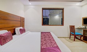 Treebo Tryst Glassy Junction