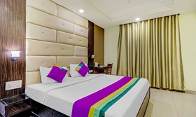 Treebo Tryst Light House