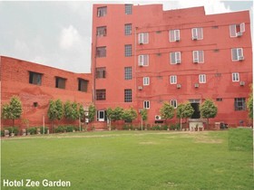 Zee Hotel