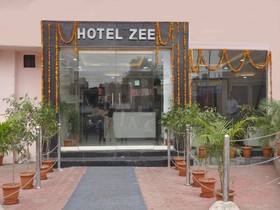 Zee Hotel