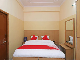 Akbar Guest House By OYO Rooms