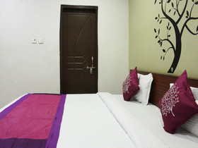 DPS Inn by OYO Rooms