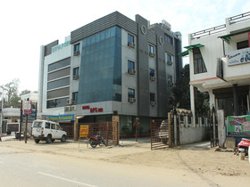 DPS Inn by OYO Rooms