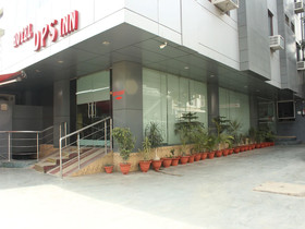 DPS Inn by OYO Rooms