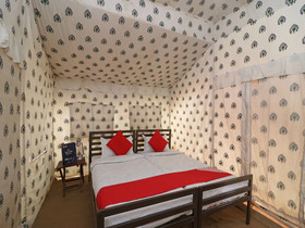 OYO 28020 Kumbhprayagraj Tent City