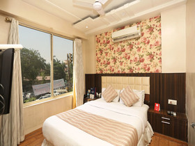 OYO Hotel Platinum Inn