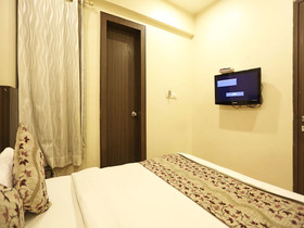 OYO Hotel Platinum Inn