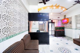 Raj Palace by OYO Rooms