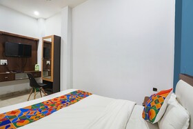 Usha Continental By Fabhotel