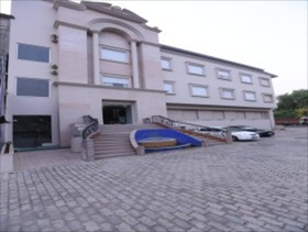 Amaya Hotel