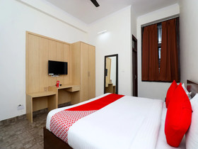 Anand Mangal Hotel by OYO Rooms