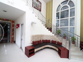 Hotel East Lite by OYO