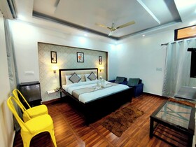 Goroomgo Krishna Residency Bareilly