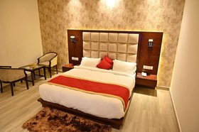 Hotel Aakriti Clarks Inn Express