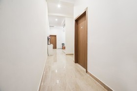Hotel Arrow 19 by OYO Rooms