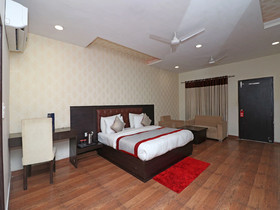 Sparsh Hotel And Resort by OYO Rooms