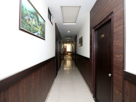 Sparsh Hotel And Resort by OYO Rooms