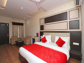 Sparsh Hotel And Resort by OYO Rooms