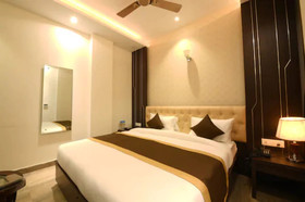 V Grand Bareilly by Goroomgo