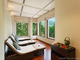 Corbett Gateway Resort & Spa