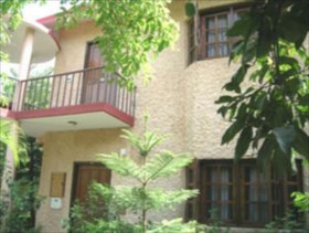 Wildlife Stays Resort by Corbett Treff