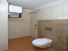 Amaira Hotel And Banquets By OYO Rooms