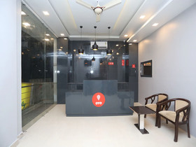 Amaira Hotel And Banquets By OYO Rooms