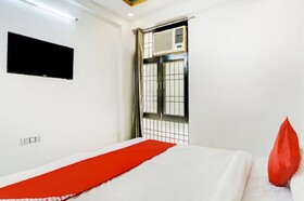 Hotel Golden Inn