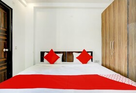 Hotel Golden Inn
