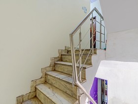 Hotel King by OYO Rooms