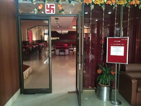 Hotel Maiden Residency