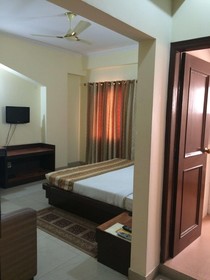 Hotel Maiden Residency