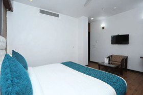 Hotel Parktel By OYO Rooms