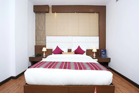Hotel Parktel By OYO Rooms