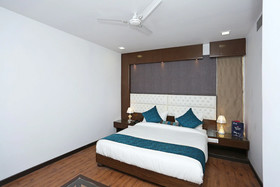 Hotel Parktel By OYO Rooms