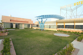 Hotel Parktel By OYO Rooms