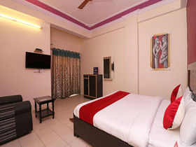 Hotel Sweet Dreams By OYO Rooms