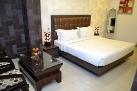 GenX Le Crescent By 1589