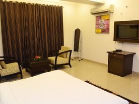 GenX Le Crescent By 1589