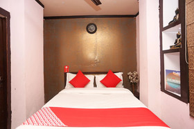 Palm Tree by OYO Rooms