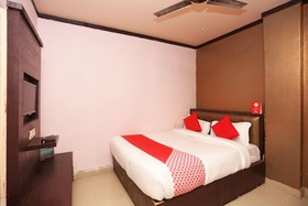 Palm Tree by OYO Rooms