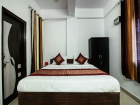 Pluto Residency By OYO