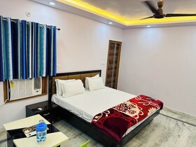 Hotel Pink Paradise Gorakhpur