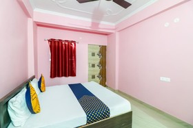 Shri Hari Residency by OYO Rooms