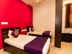 Oyo Flagship Bridge View Hotel