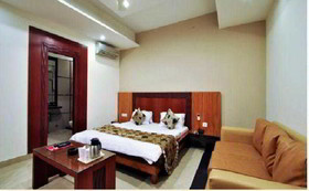 Hotel Mandakini Plaza