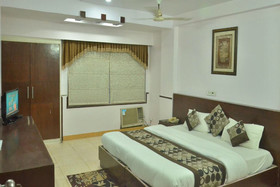 Mayfair Inn by Fabhotel