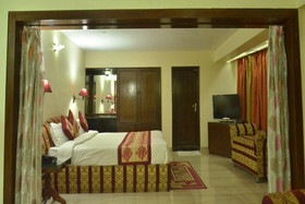 Mayfair Inn by Fabhotel